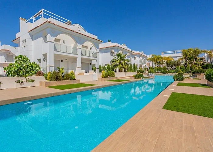 Esquina Soleada Tatil Evi