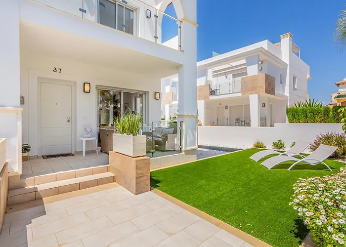 Esquina Soleada Tatil Evi *