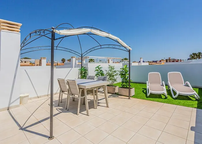 Esquina Soleada Tatil Evi